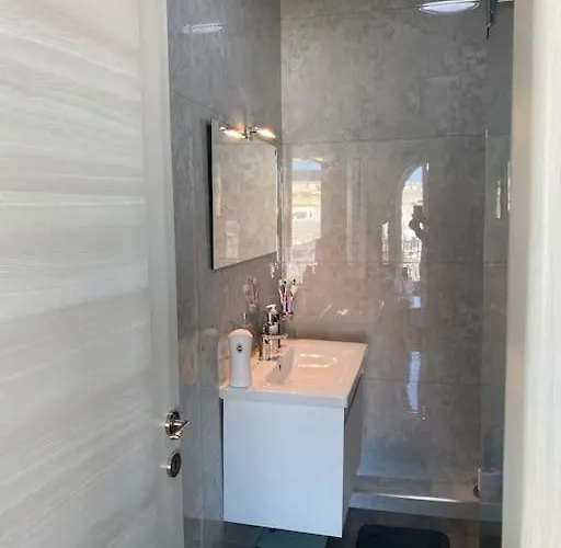 Appartement Lovely 1-bedroom In St Julians San Ġiljan